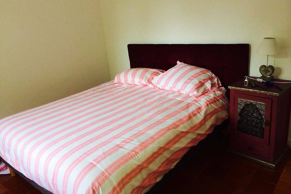 Splendid Bergerie Xviith in Rognes, Aix-en-Provence region