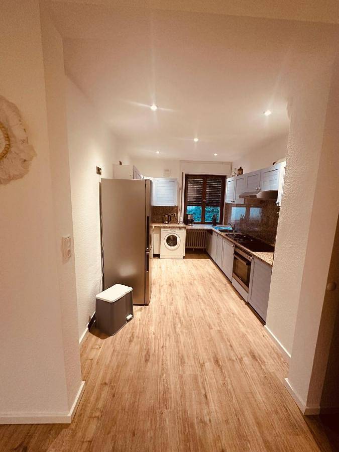 Ferienwohnung für 8 Personen, mit Terrasse und Garten sowie Sauna und Ausblick in Holzminden - 4