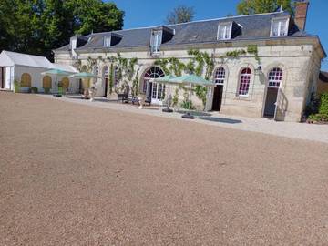 Gîte pour 12 personnes, avec vue à Lunay