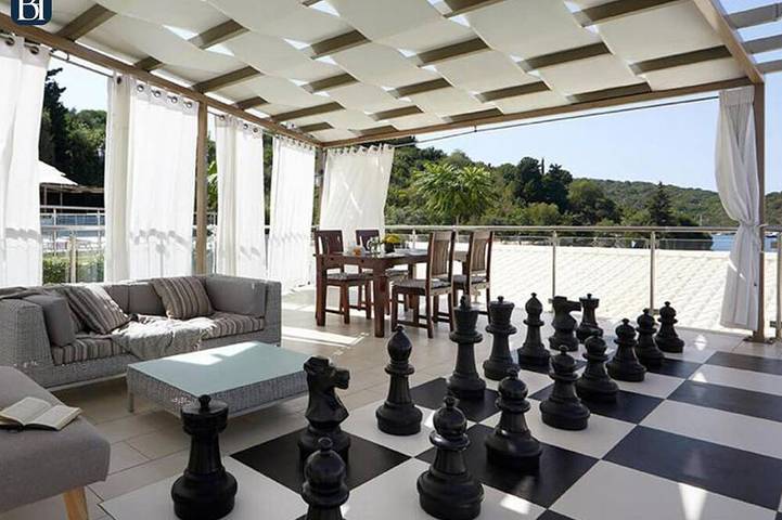 Ferienhaus für 7 Personen, mit Garten und Balkon sowie Whirlpool