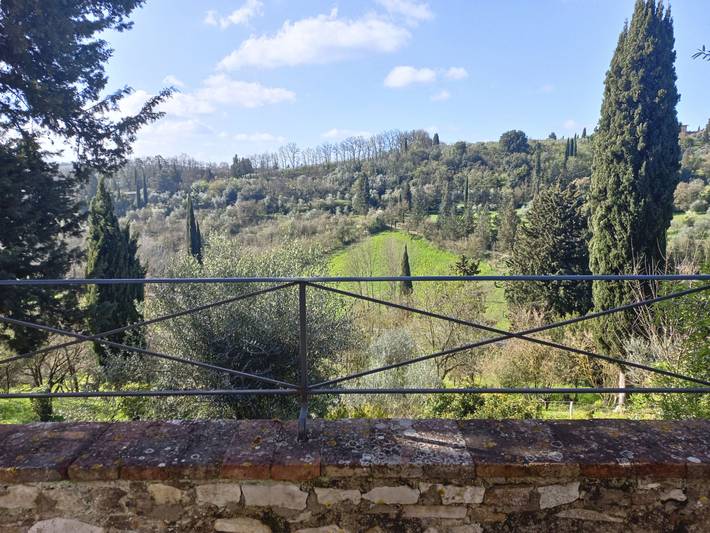 Appartamento per 5 persone, con piscina e giardino a Bagno a Ripoli