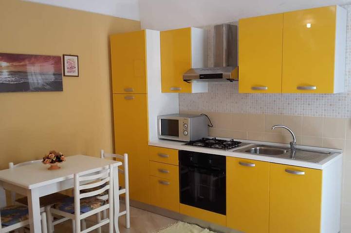 Vacation rental for 4 people, with yard, with pets in Trapani