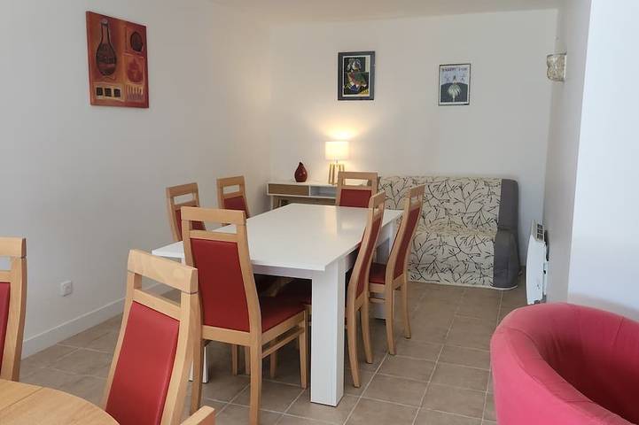 Location de vacances pour 11 personnes dans La Groutte