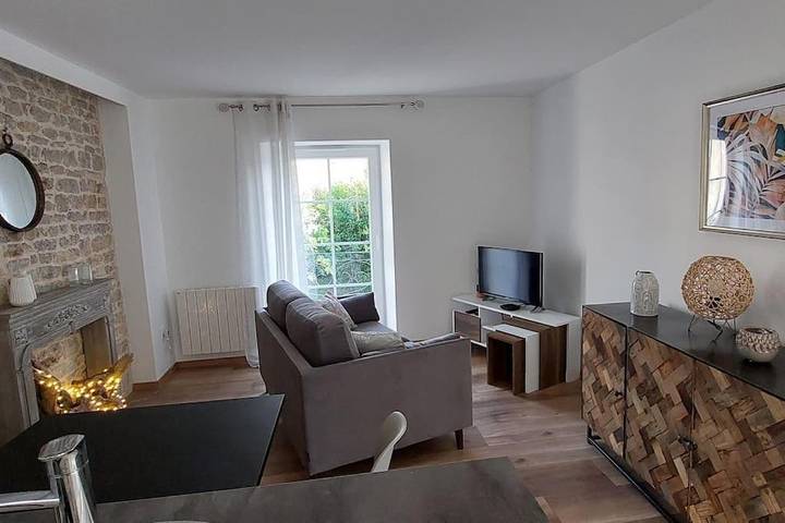 Gîte pour 2 personnes, avec terrasse à Montmorot - 4