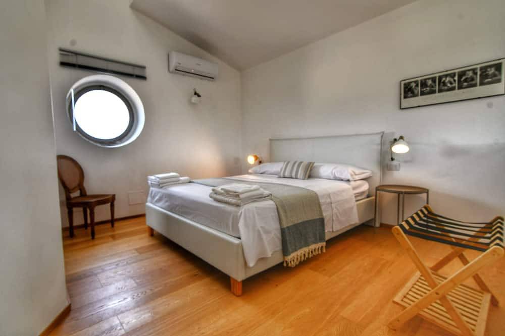 Exclusive farmhouse with heated swimming pool in Marsciano, Perugia Provinz