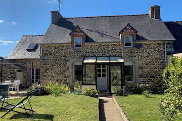 Gîte pour 8 personnes, avec jardin à Tréguidel
