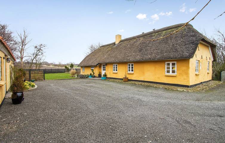 Ferienhaus für 4 Personen mit Terrasse in Thyholm, Limfjord in Westjütland