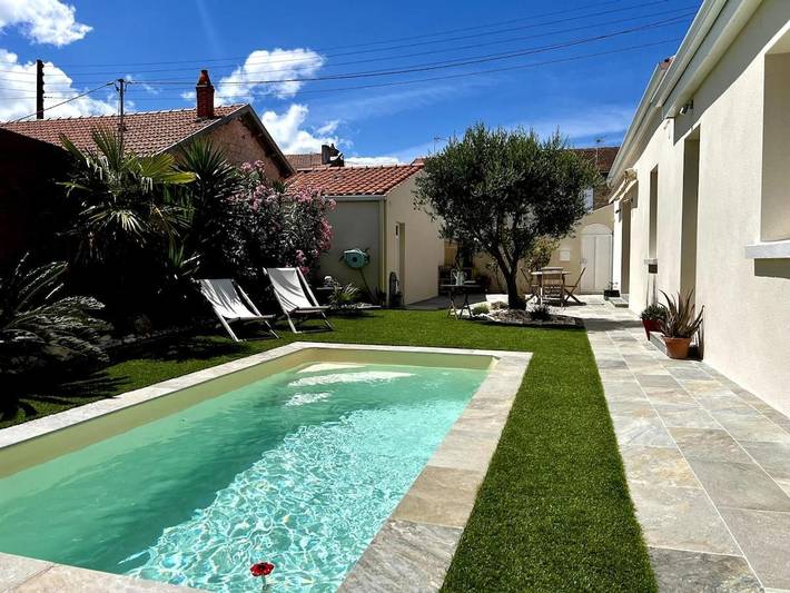 Villa para 7 pessoas, com terraço e piscina e ainda jardim em La Rochelle