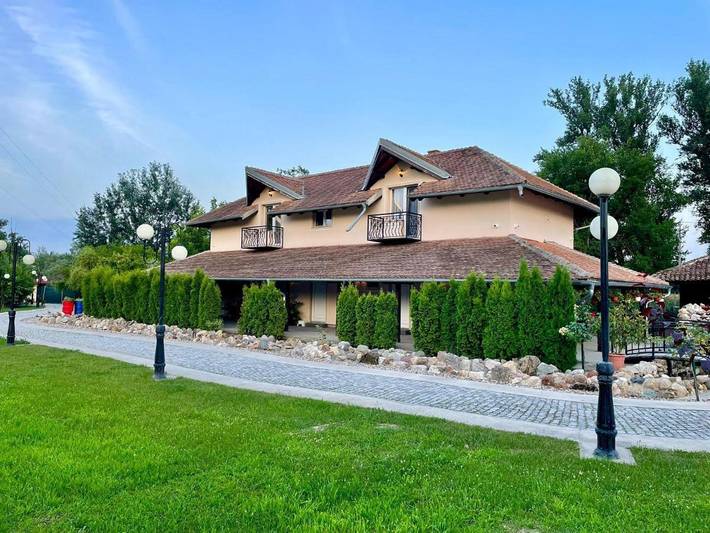 Appartement de vacances pour 3 personnes, avec terrasse ainsi que jardin et vue
