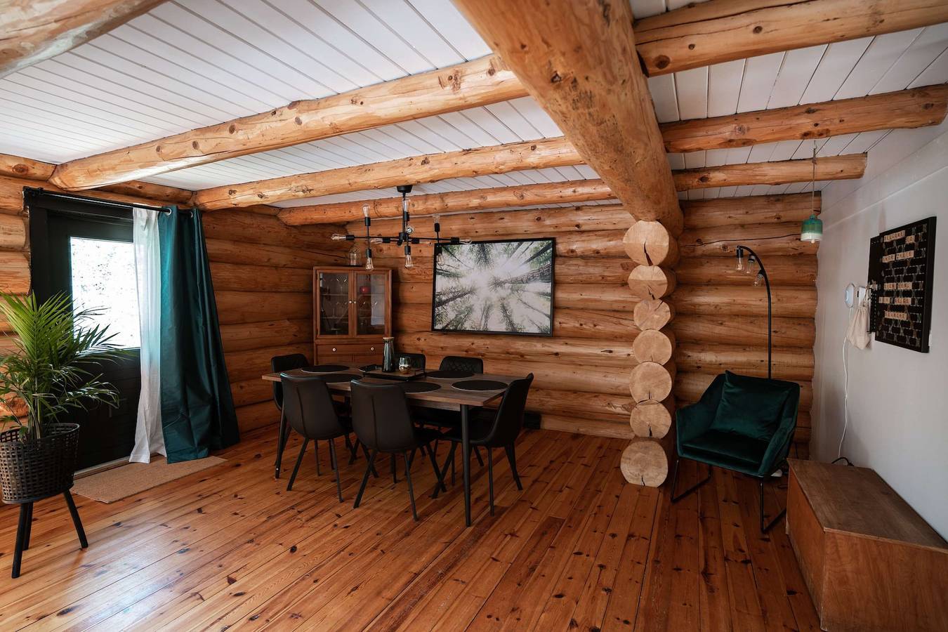Cozy Log Cabin with Spa - 3 min of Tremblant in Lac-Supérieur, Quebec