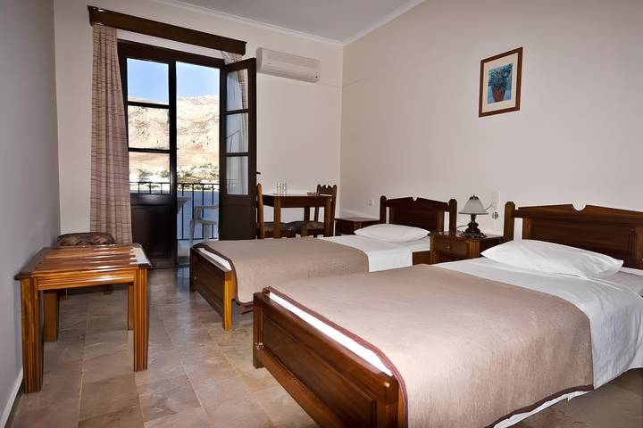 Bed and breakfast for 2 people, with balcony and children pool as well as garden, with pets - 1