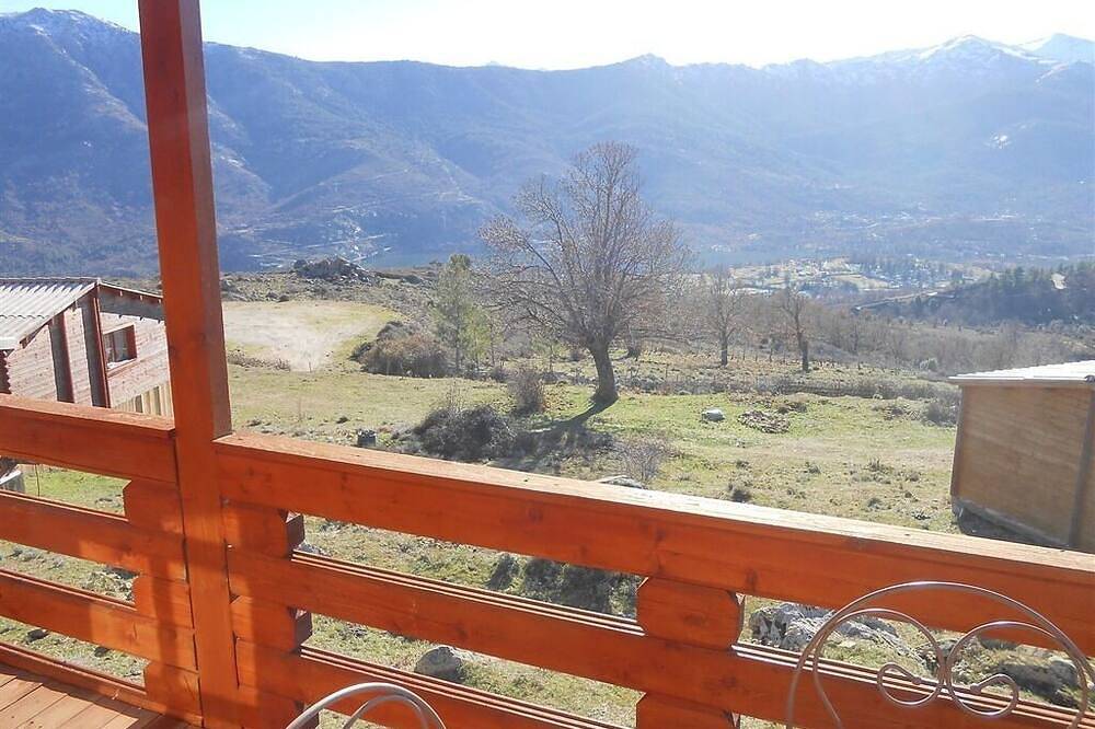 U Niolu-Berghütte-Eigenes Badezimmer in Lozzi, Regionaler Naturpark Korsika