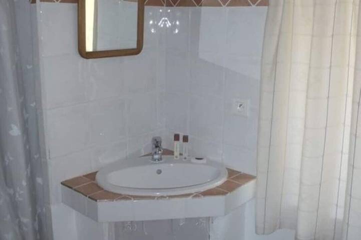 Location de vacances pour 2 personnes, avec piscine et terrasse à Mazan - 4