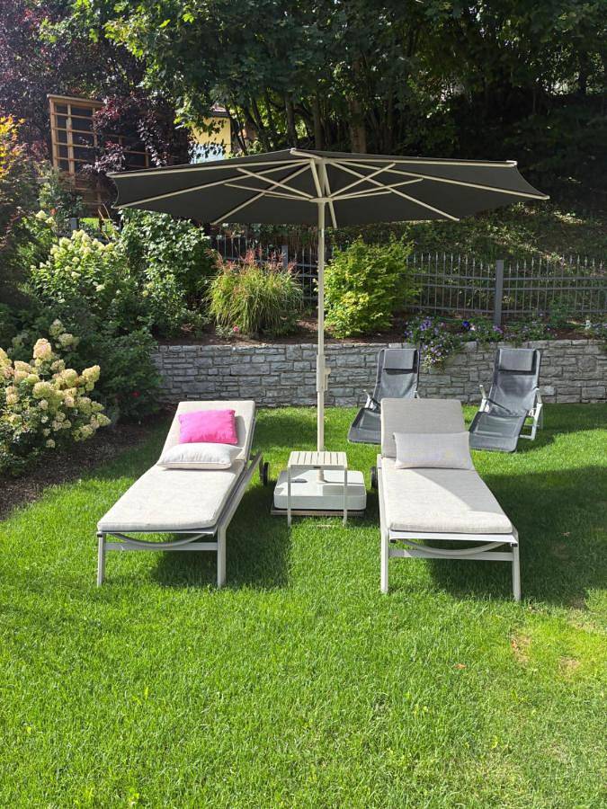 Ferienwohnung für 4 Personen, mit Terrasse und Garten sowie Ausblick in Faistenau