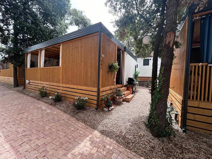 Camping für 6 Personen, mit Garten und Ausblick, mit Haustier in Biograd na Moru - 4