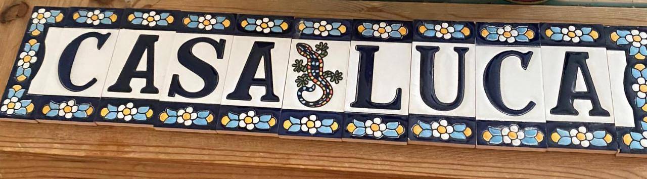 Location de vacances pour 4 personnes, avec piscine et vue sur le lac ainsi que vue et jardin à Zambrone