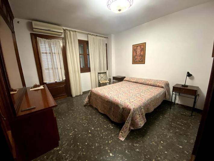 Villa pour 12 personnes, avec Balcon et Terrasse ainsi que Jardin et Piscine à Tarragone - 2