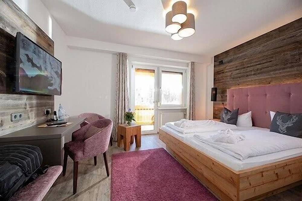 Ganze Wohnung, Deluxe Doppelzimmer mit Balkon in Furtwangen, Südschwarzwald