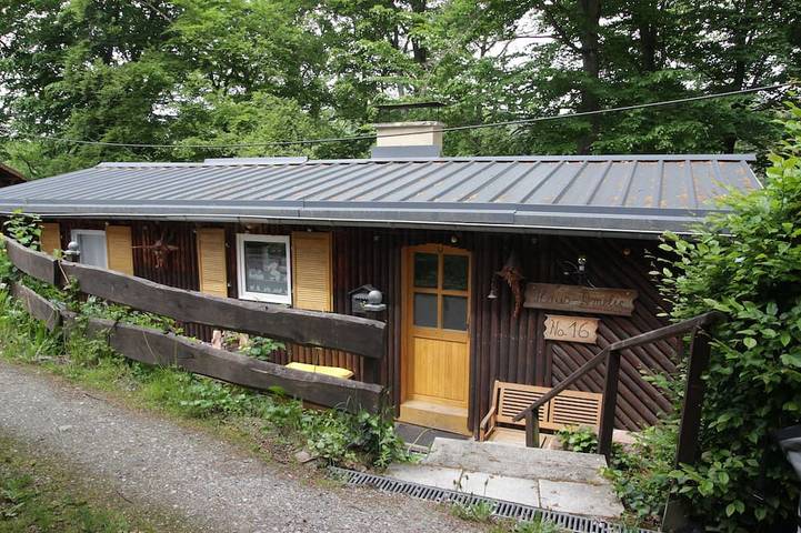 Blockhütte für 5 Personen, mit Balkon und Garten, mit Haustier am Edersee - 3