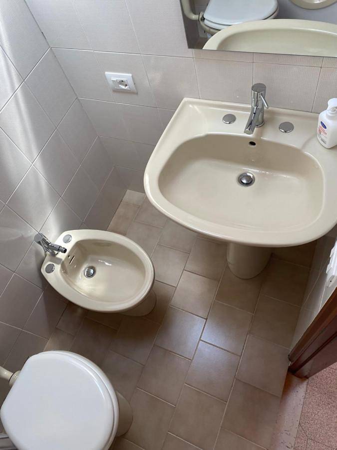 Gîte pour 5 personnes, avec vue et terrasse à Alì Terme - 4