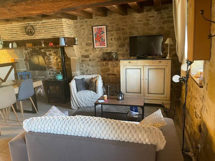Gîte pour 4 personnes, avec terrasse et jardin, animaux acceptés à Bourbon-l'Archambault - 2