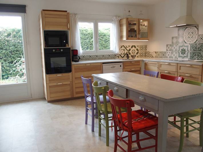 Location de vacances pour 2 personnes, avec terrasse ainsi que jardin et piscine dans la Loire - 3