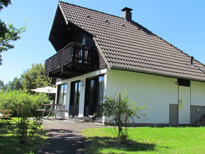 Ferienhaus für 6 Personen, mit Balkon und Terrasse sowie Garten in Frankenau