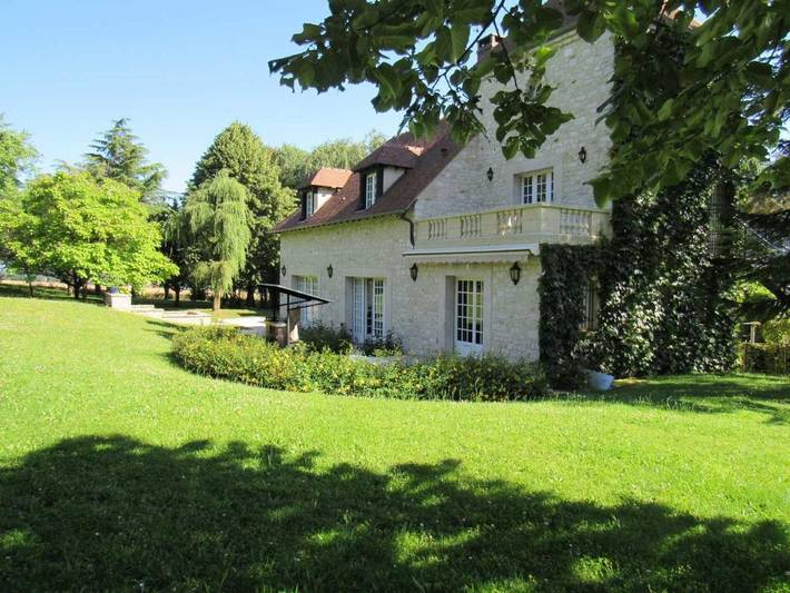 Location de vacances pour 5 personnes, avec Terrasse et Jardin à Fontenay-Mauvoisin