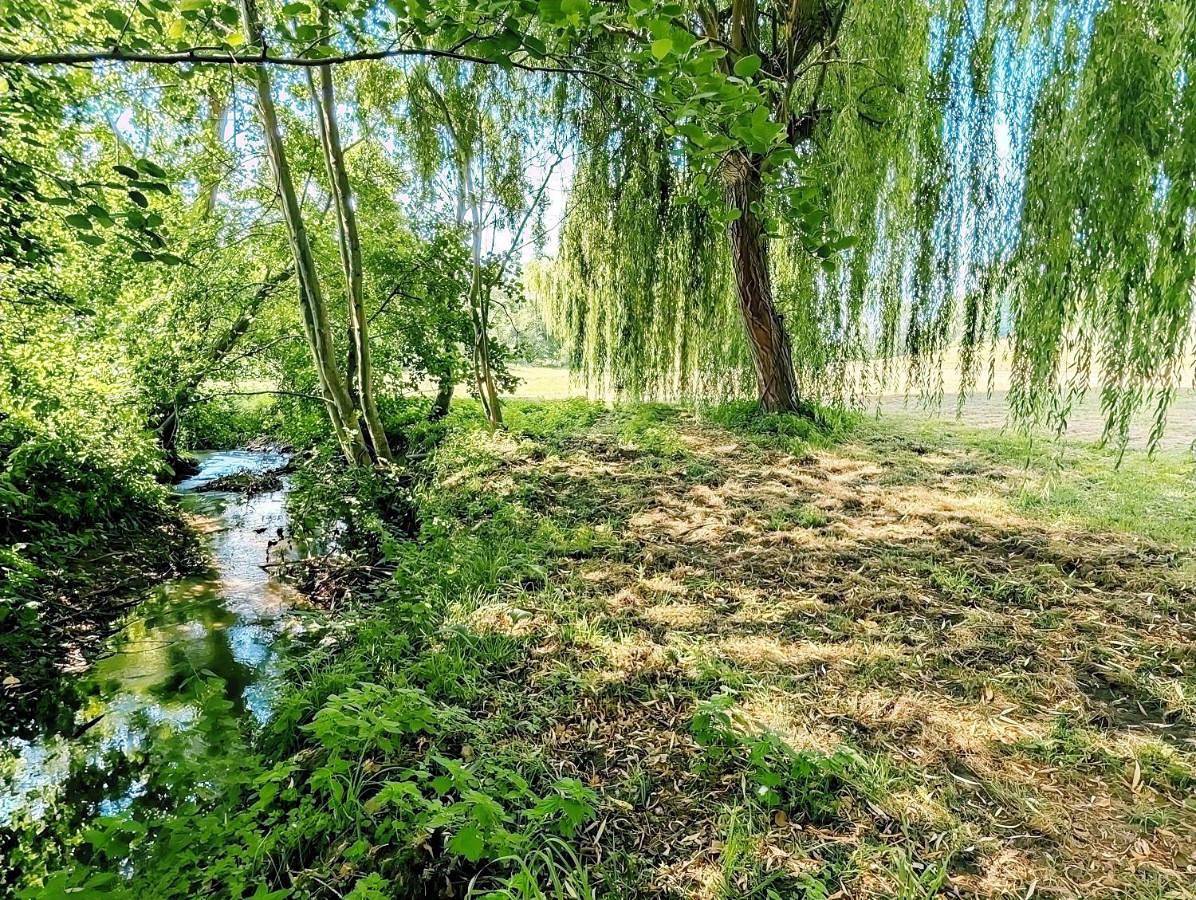 Les roches - Au bord de l'eau avec jardin, terrasse et parking in Amayé-sur-Orne, Région de Caen