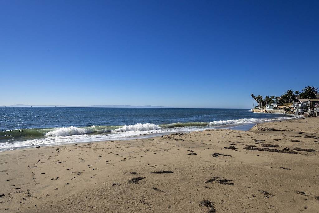 Bootshaus - Am halbprivaten Strand, erbaut wie ein eigenes Segelschiff mit Kamin! in Montecito, Santa Barbara County
