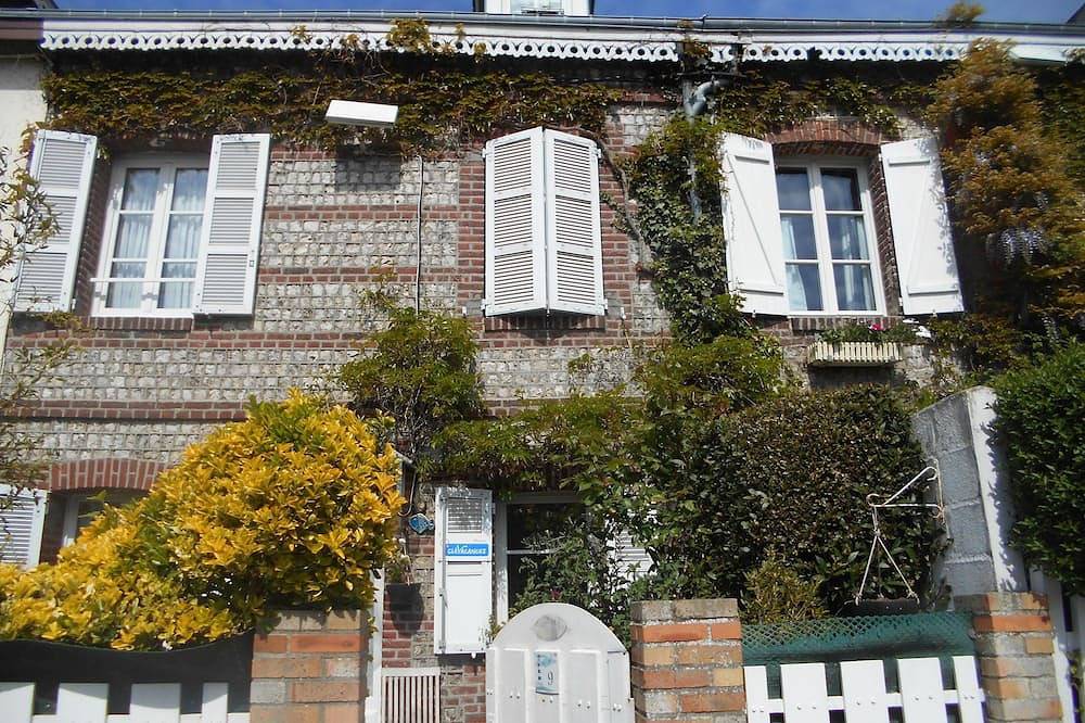 Charmantes Fischerhaus in Südlage, ruhig und sonnig in Étretat, Le Havre und Umgebung