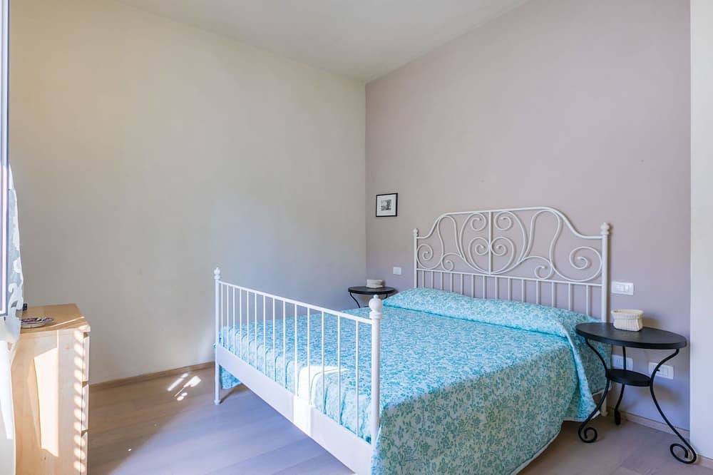 Appartamento intero, Incantevole appartamento per 6 ospiti con A/C, Wifi, Tv e balcone in Rosignano Solvay, Costa degli Etruschi