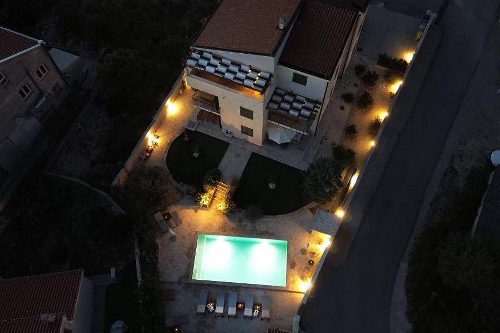 Ganze Wohnung, 2-Zimmer-Ferienwohnung mit Balkon und Meerblick Brodarica, Sibenik A-25027-d in Brodarica, Šibenik-Knin
