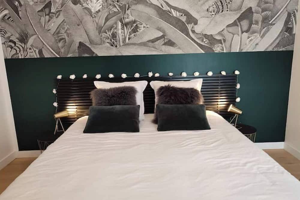 Romantic gite with private spa Nantes Beaujoire in Nantes, Nantes region