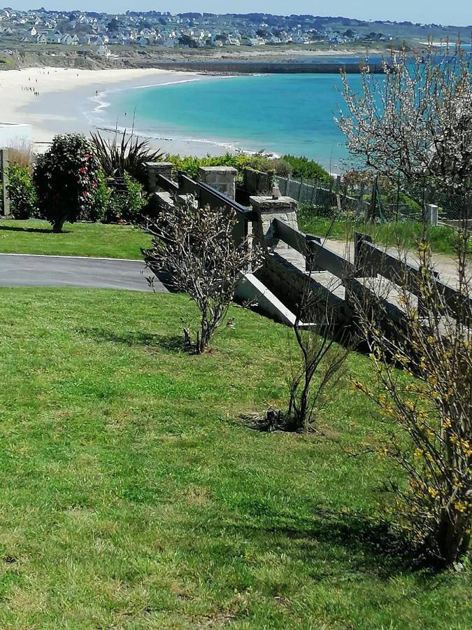 Location de vacances pour 9 personnes, avec vue et jardin, animaux acceptés à Esquibien - 4