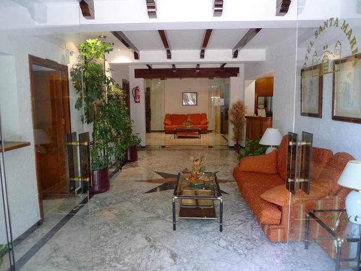 Hotel para 2 personas, con jardín y terraza - 1