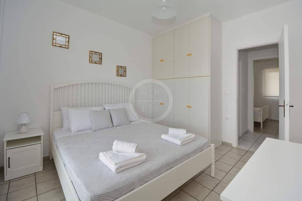 Ganze Wohnung, Vasiliki, a perfect 2 bedroom apartment on a sandy beach in Ermioni, Argolis