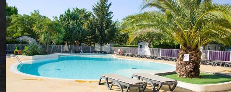 Location de vacances pour 6 personnes, avec jacuzzi ainsi que jardin et piscine à Gallargues-le-Montueux - 4