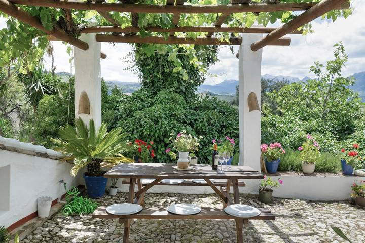 Ganze Wohnung, El Tejar – Villa in Montecorto mit Pool und Garten in Montecorto, Serranía de Ronda