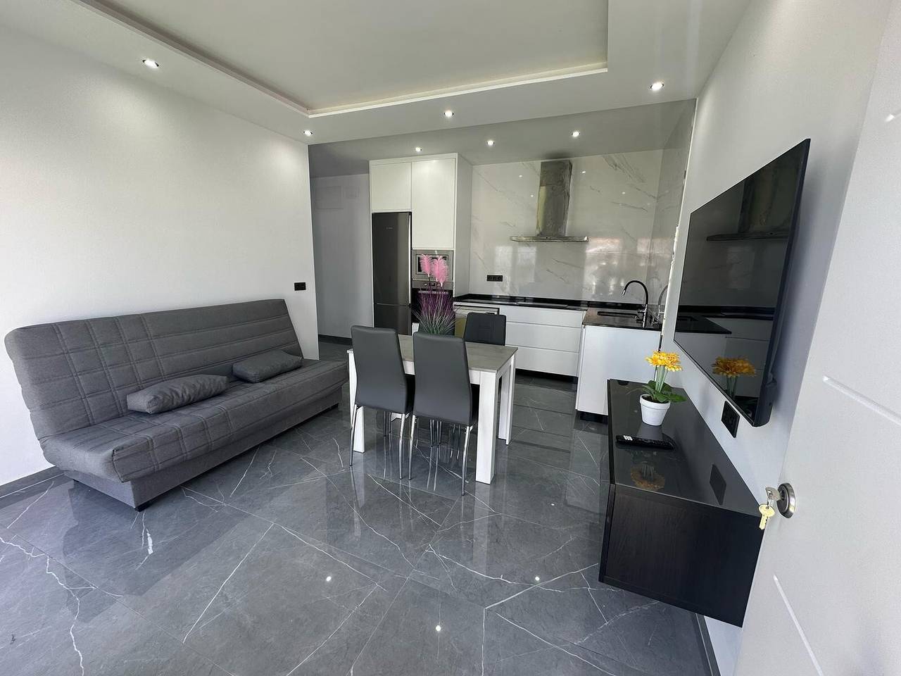 Ferienhaus 'Villa Playa – Nur für Familien oder Paare' mit Pool und Grill in Conil de la Frontera, Costa de la Luz
