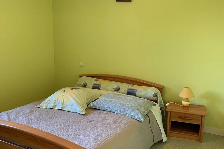 Gîte pour 6 personnes, avec jardin à Saint-Mars-sur-Colmont - 2