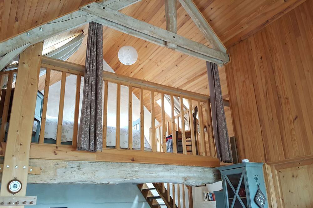 Charmante petite maison  proche de la mer in Saint-Georges-de-la-Rivière, Côte de la Déroute
