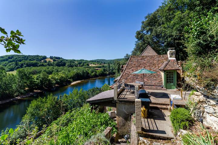 Le Mirador – Stunning Views of La Roque-Gageac and the Dordogne – Two Private Balconies in Vézac, Périgord Noir