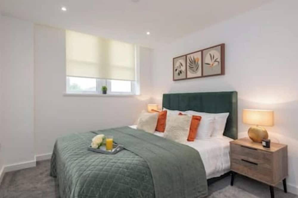 Ganze Wohnung, Thornhill House by Guestz in Wakefield, Westliches Yorkshire