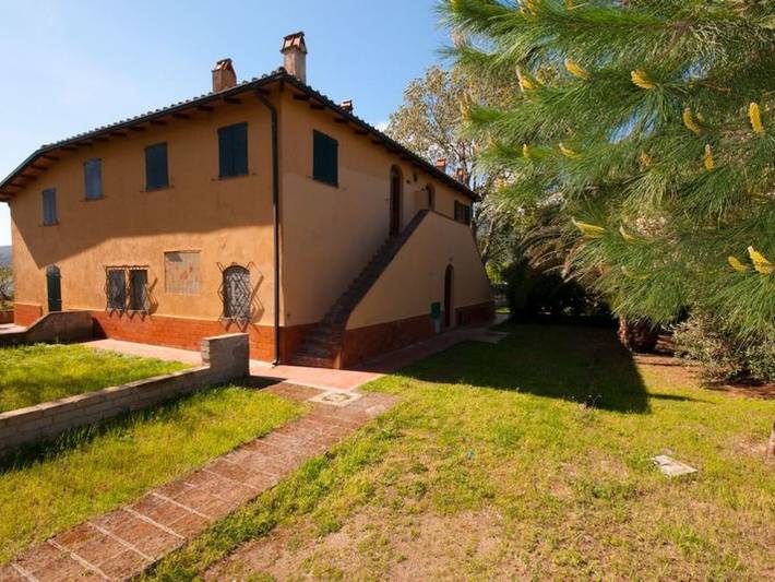 Ferienhaus für 8 Personen, mit Garten