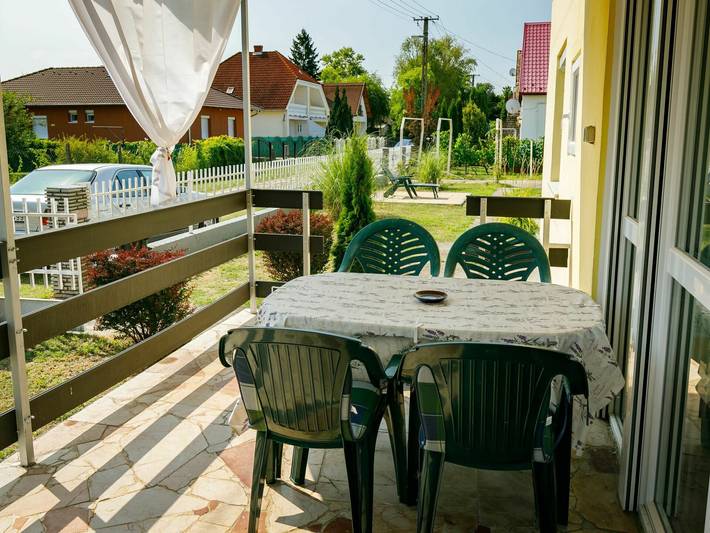 Ferienhaus für 8 Personen, mit Balkon und Terrasse sowie Garten am Balaton - 4