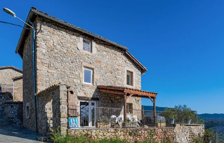 Maison de vacances pour 7 personnes, avec jardin et terrasse, animaux acceptés