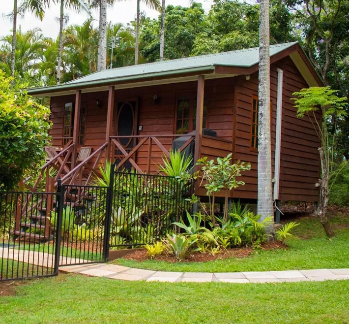 Lodge für 2 Personen, mit Garten und Ausblick sowie Pool - 1
