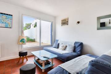 Gîte pour 8 personnes, avec jardin et terrasse, animaux acceptés dans Plage des sables d'or