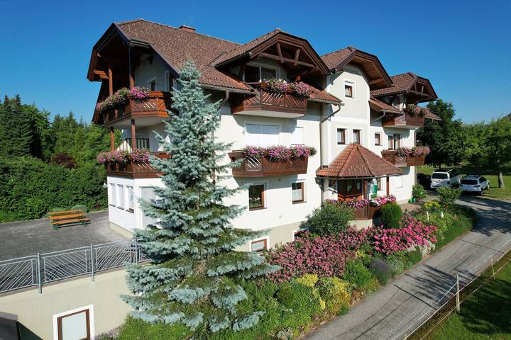 Pension für 4 Personen, mit Balkon und Garten sowie Seeblick in Kärnten - 4